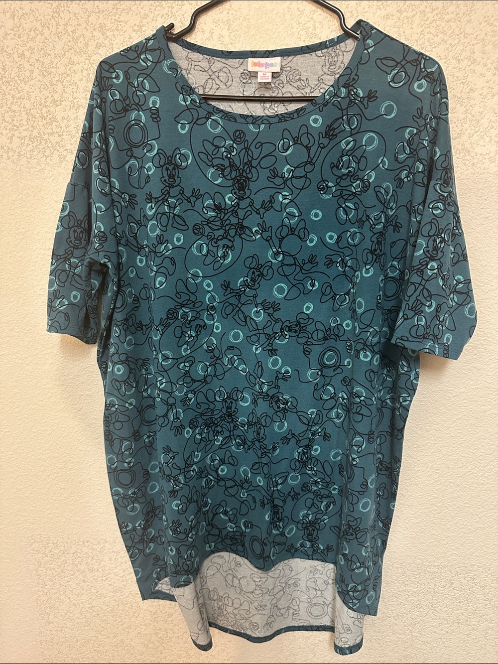 LuLaRoe Teal Minnie Mouse Camera Print Short Sleeve Tunic Size M